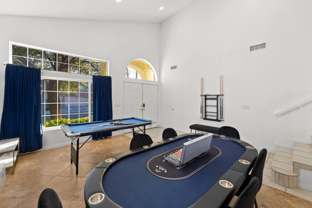 Heated Pool - Poker - 5 Min - Airport - 10-strip * Las Vegas
