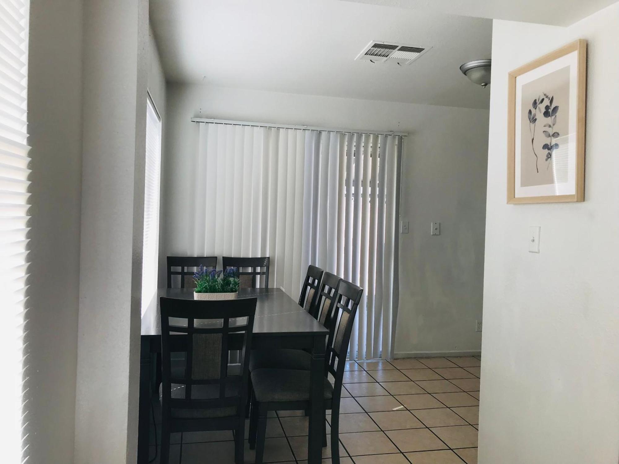 Habitación en casa particular Super 1 Bedroom, Share Bathroom, Kitchen -1 Las Vegas