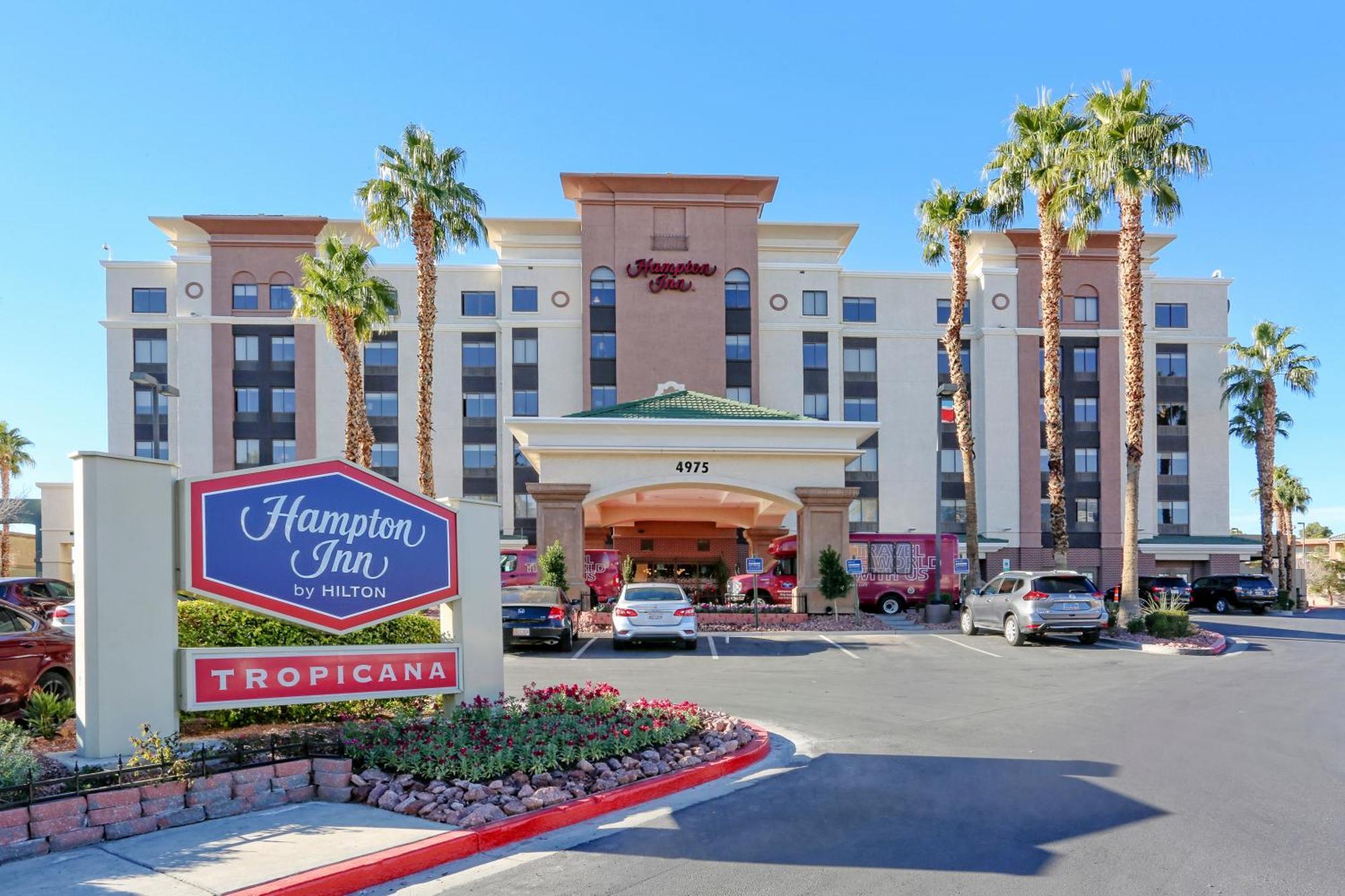Hampton Tropicana Vegas Hotel 3*
