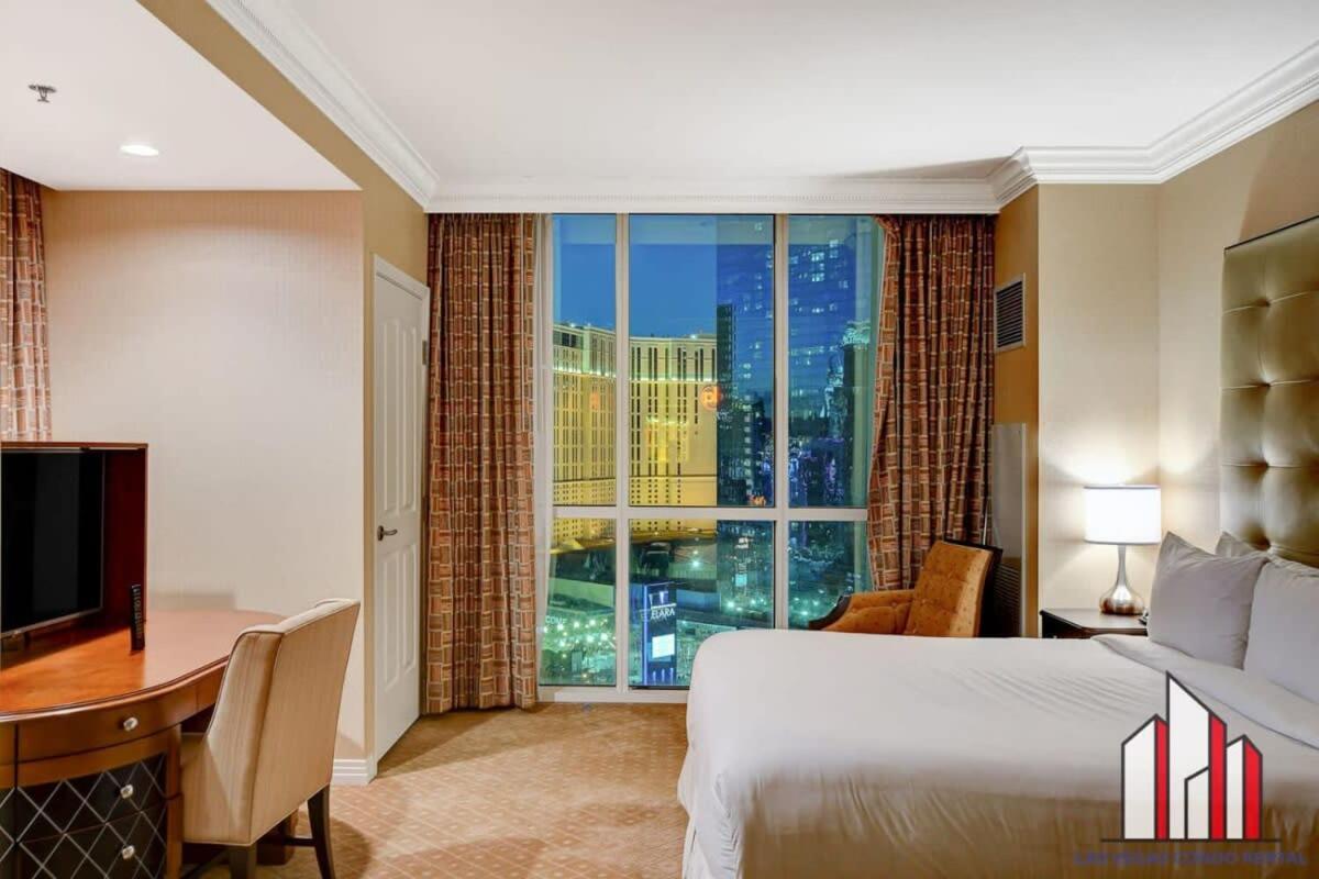 Сasa de vacaciones Mgm Signature-21-701 1br2ba F1 Strip View Balcony *