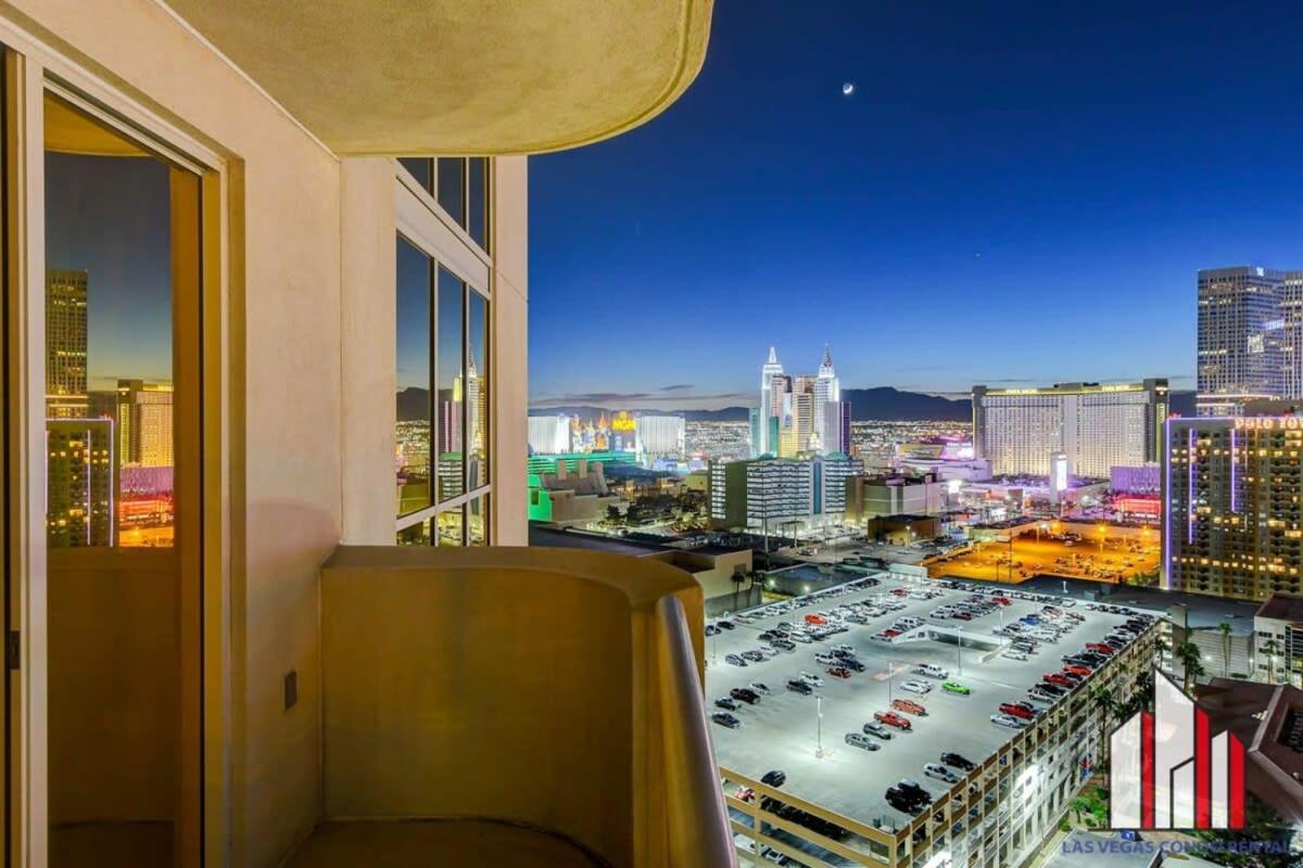 Mgm Signature-21-701 1br2ba F1 Strip View Balcony