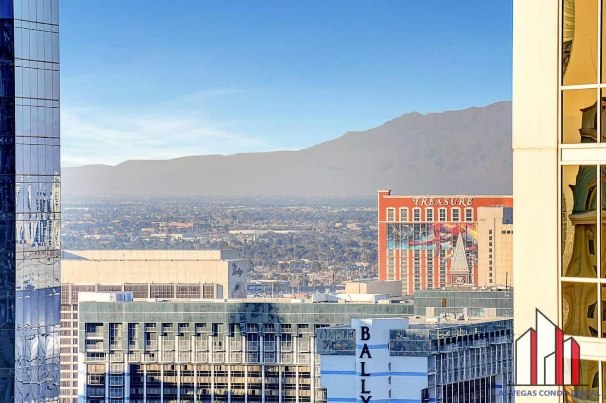 Mgm Signature-34-709 F1 Track & Strip View Balcony Сasa de vacaciones *