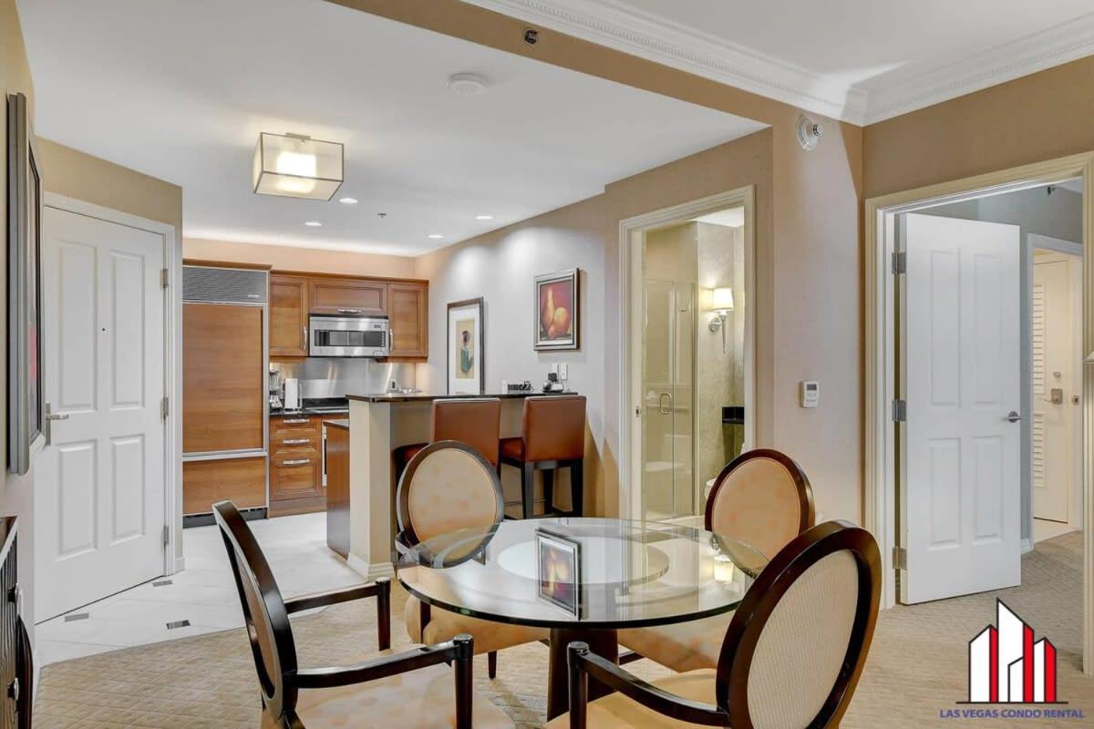 Сasa de vacaciones Mgm Signature-18-701 1br2ba Strip View Balcony *