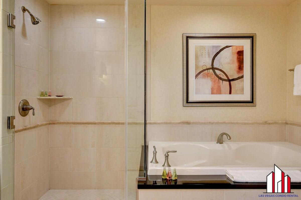 Signature 2br3ba Balcony Combo Units 18-701 And 03 Las Vegas