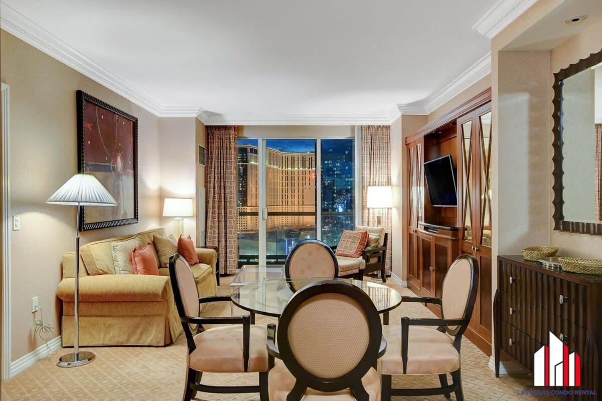 Signature 2br3ba Balcony Combo Units 18-701 And 03 Сasa de vacaciones *