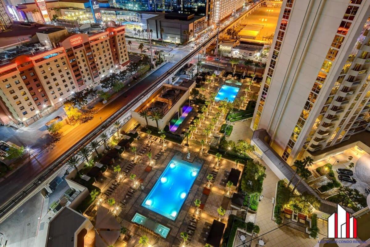 Сasa de vacaciones Signature 2br3ba Balcony Combo Units 18-701 And 03 *