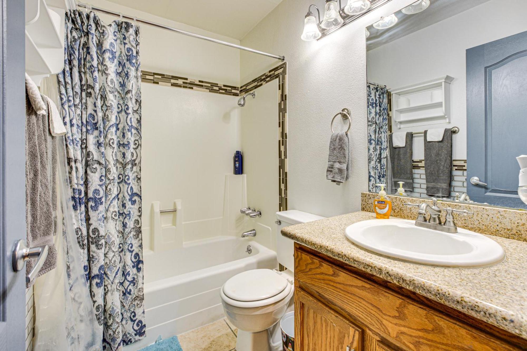 Wfh-friendly Vegas 2 Mi To Strip! Apartamento Las Vegas