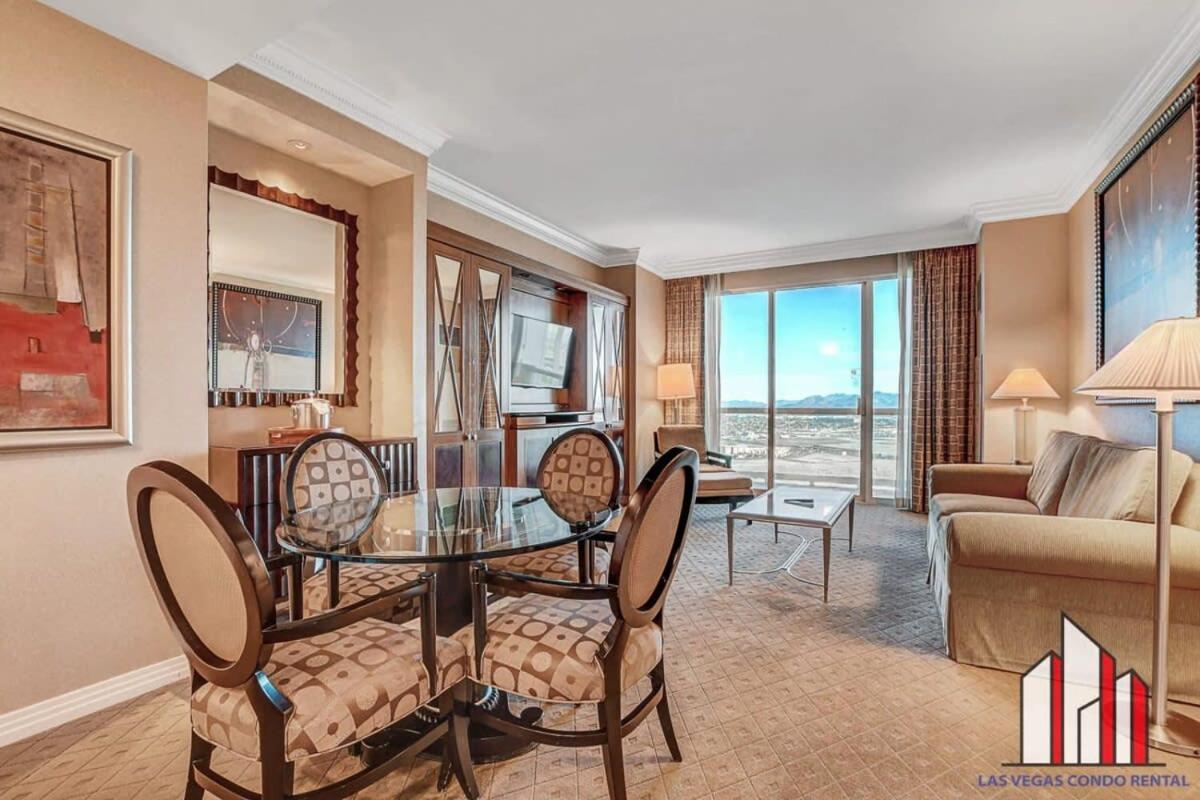 Signature 2br3ba F1 View Balcony Ste 28-814 And 16