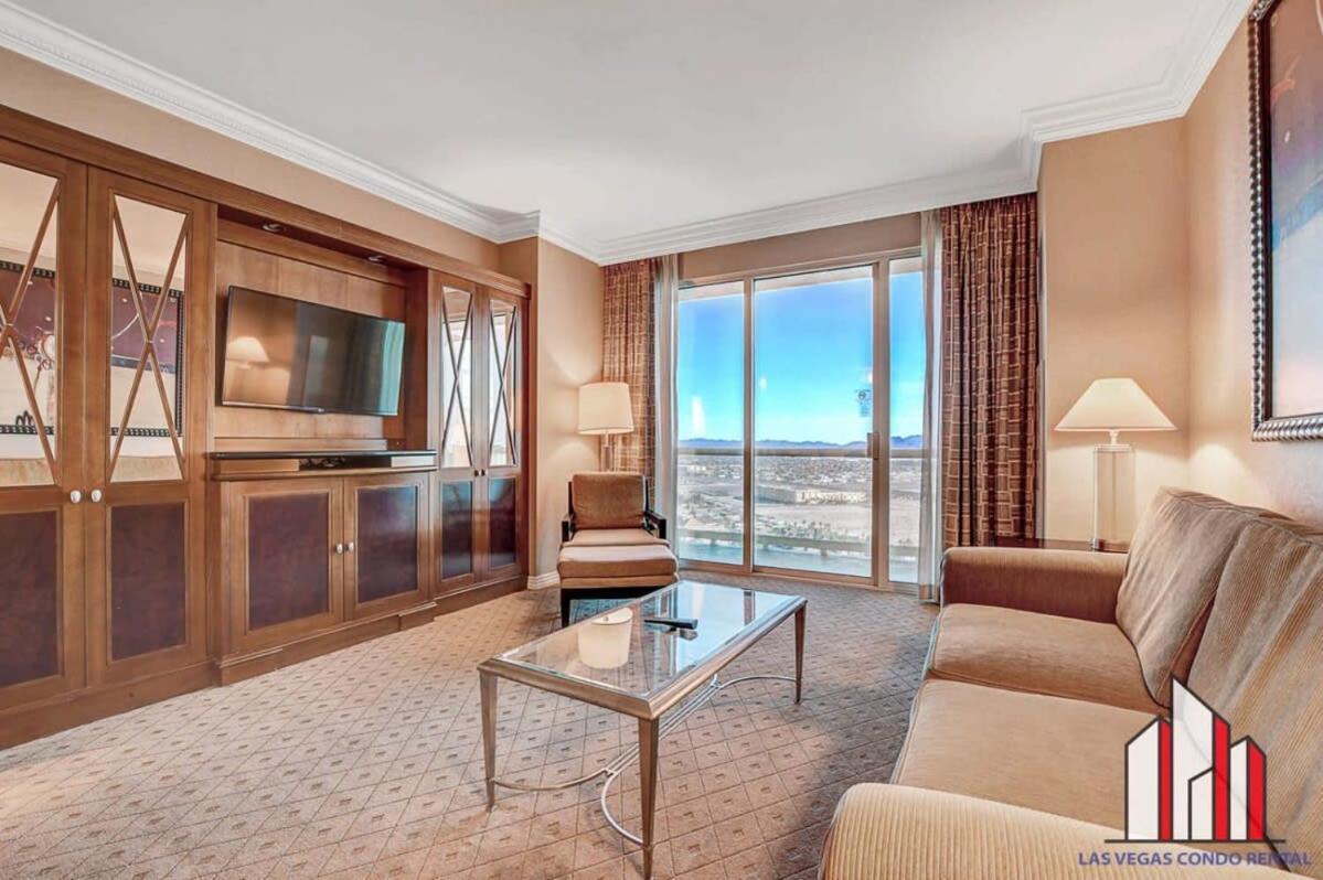 Сasa de vacaciones Mgm Signature-28-814 1br 2ba F1 Pits View Balcony