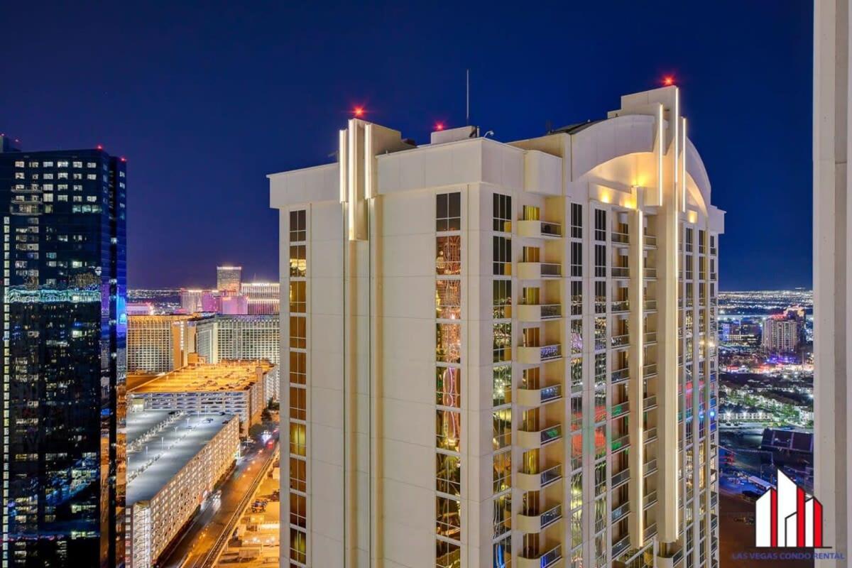 Сasa de vacaciones Mgm Signature-36-705 F1 Track & Strip View Balcony