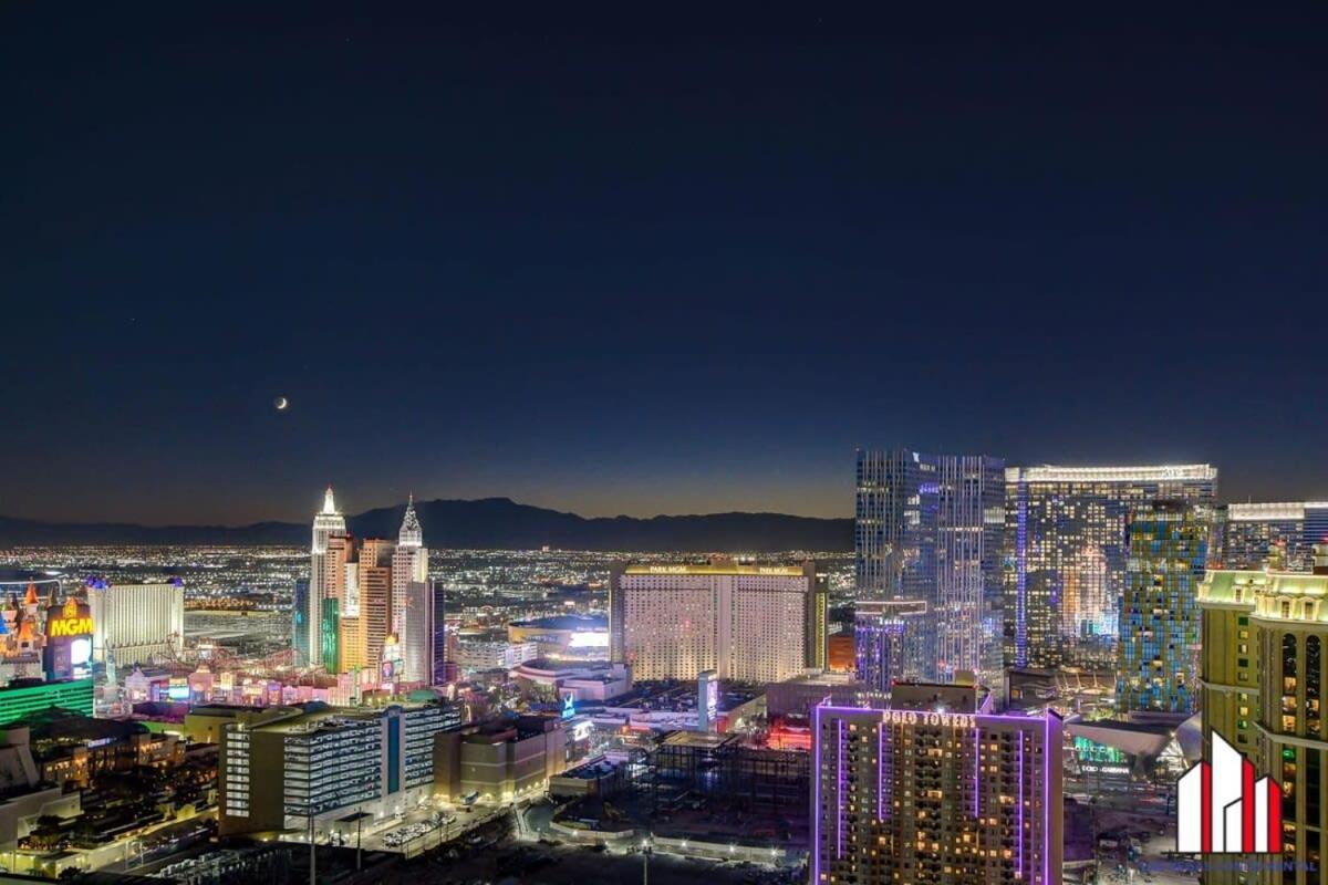 Mgm Signature-36-705 F1 Track & Strip View Balcony Las Vegas