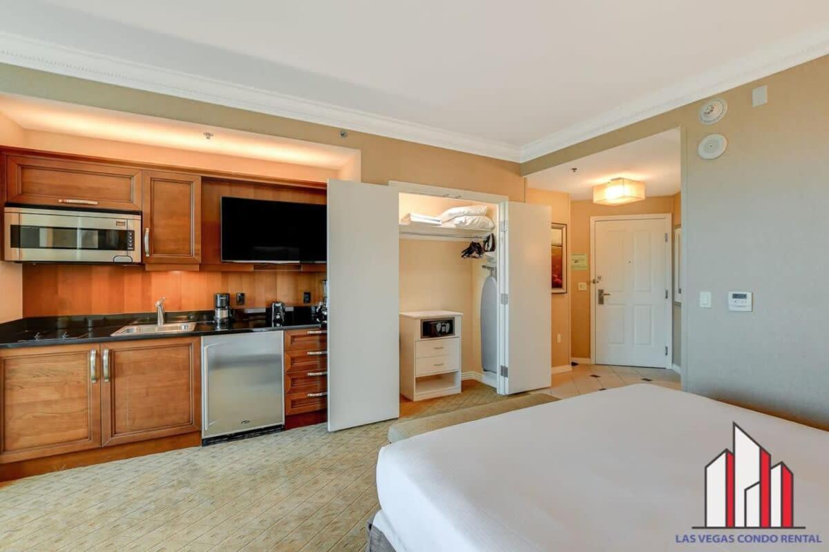 Mgm Signature 02-704 Jacuzzi