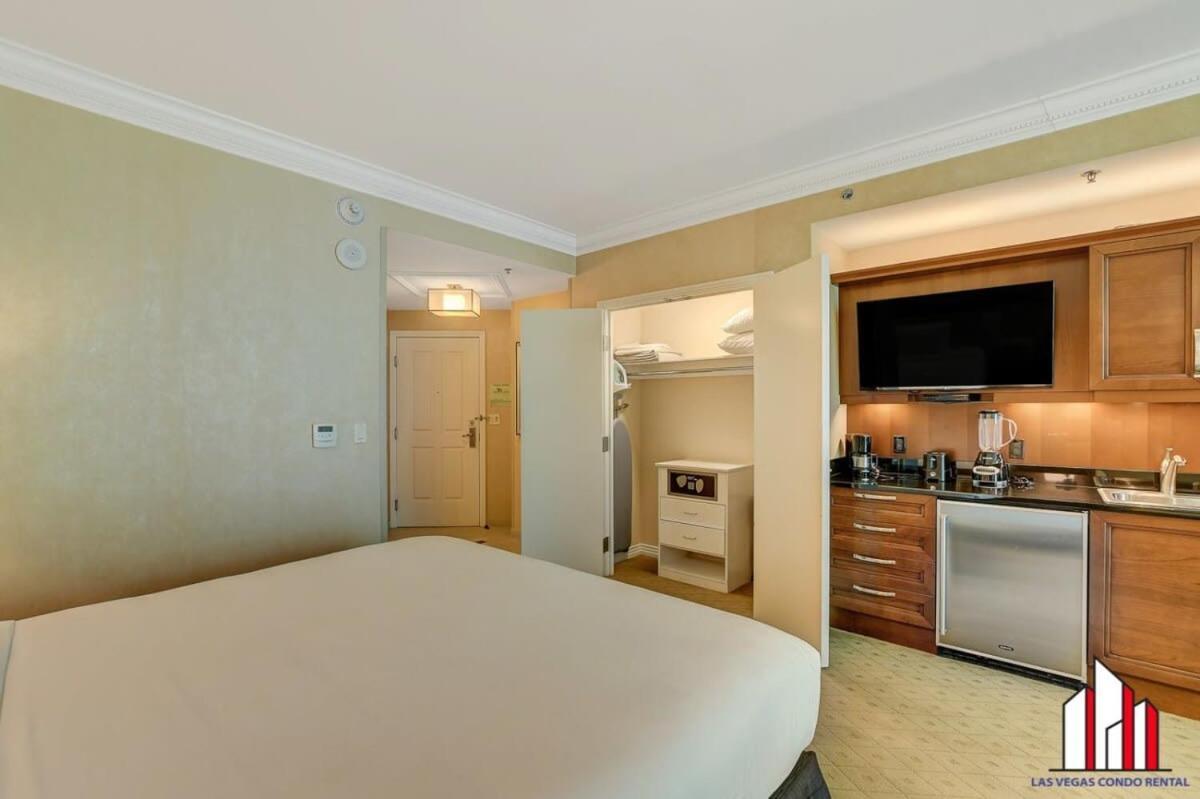 Сasa de vacaciones Mgm Signature-22-611 Strip View Jacuzzi *