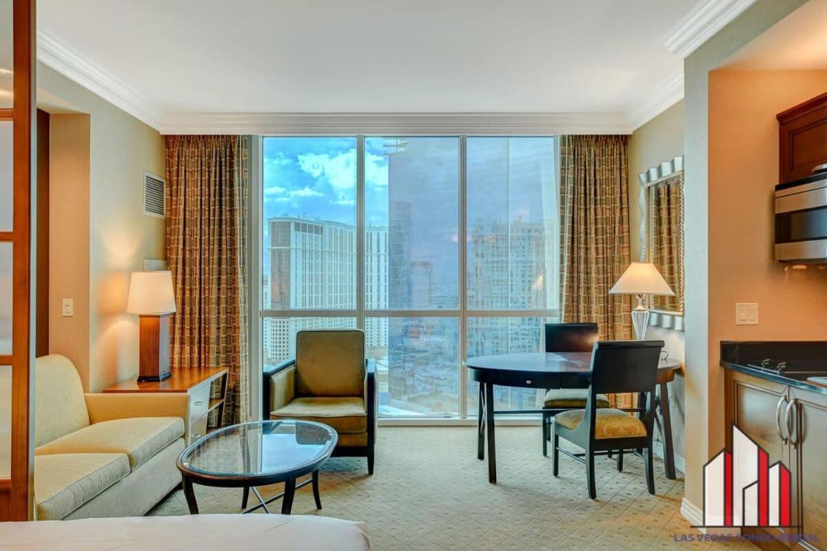 Сasa de vacaciones Mgm Signature-24-709 Strip View Jacuzzi