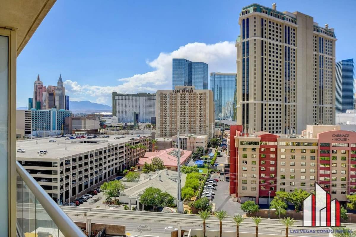 Mgm Signature-10-717 Strip View Balcony