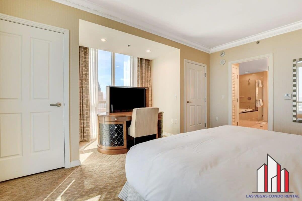 Mgm Signature-16-702 1br 2ba Balcony *