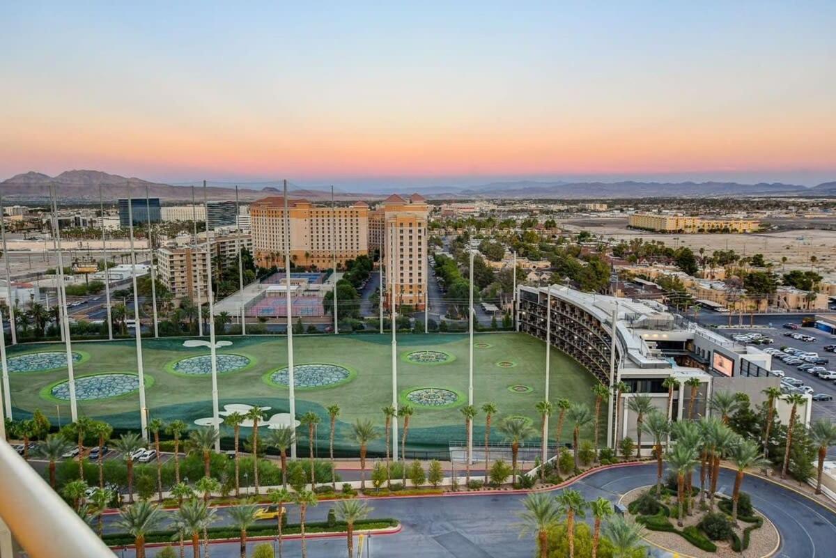 Mgm Signature-16-702 1br 2ba Balcony