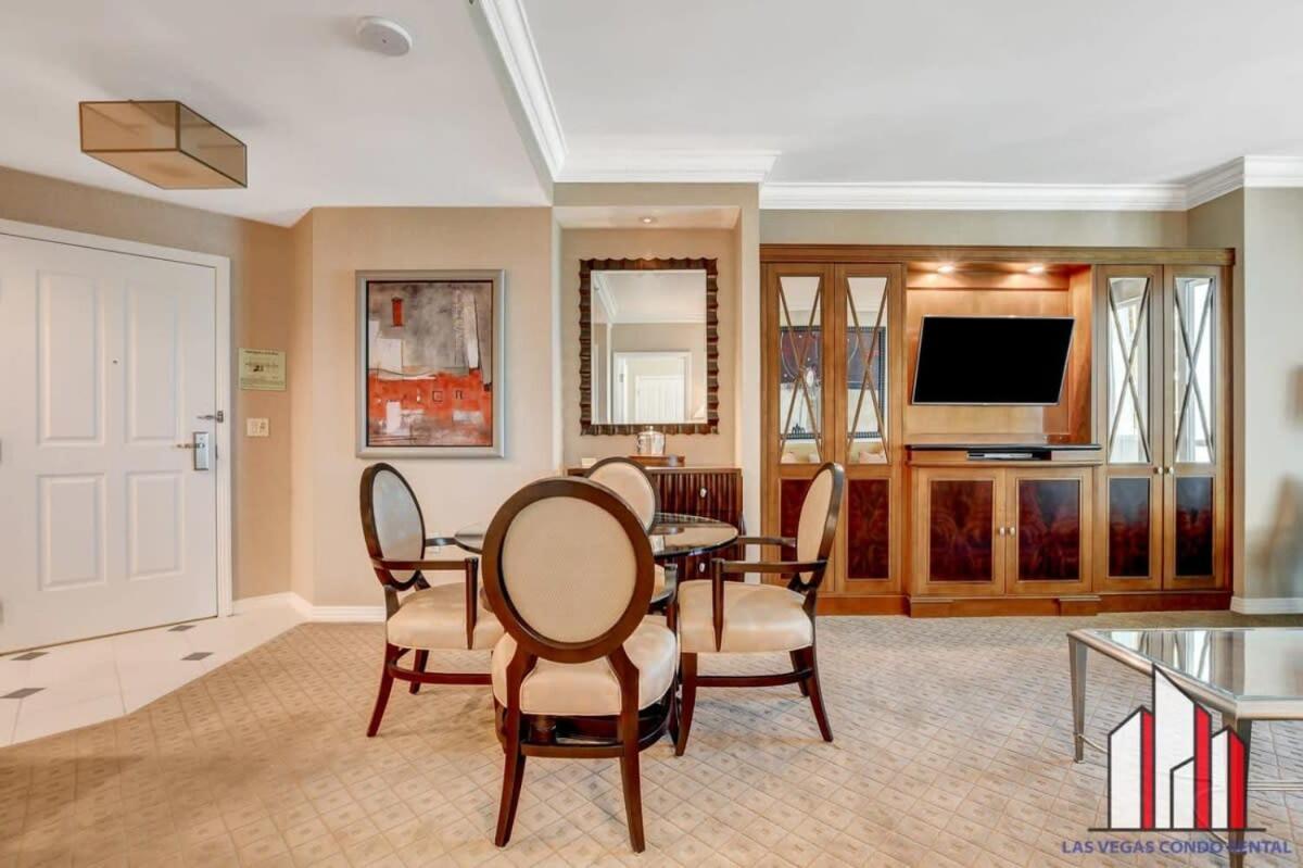 Сasa de vacaciones Mgm Signature-16-702 1br 2ba Balcony