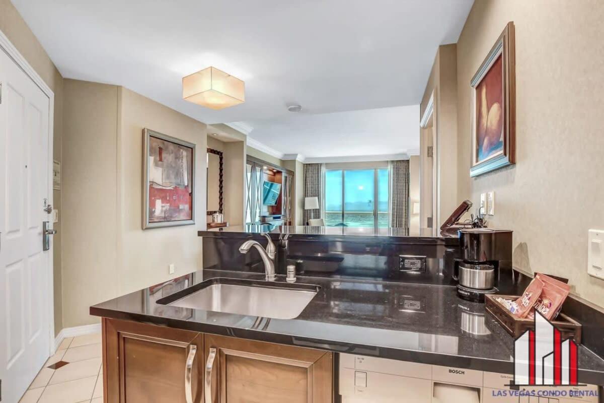 Mgm Signature-25-702 1bedroom 2bath Balcony