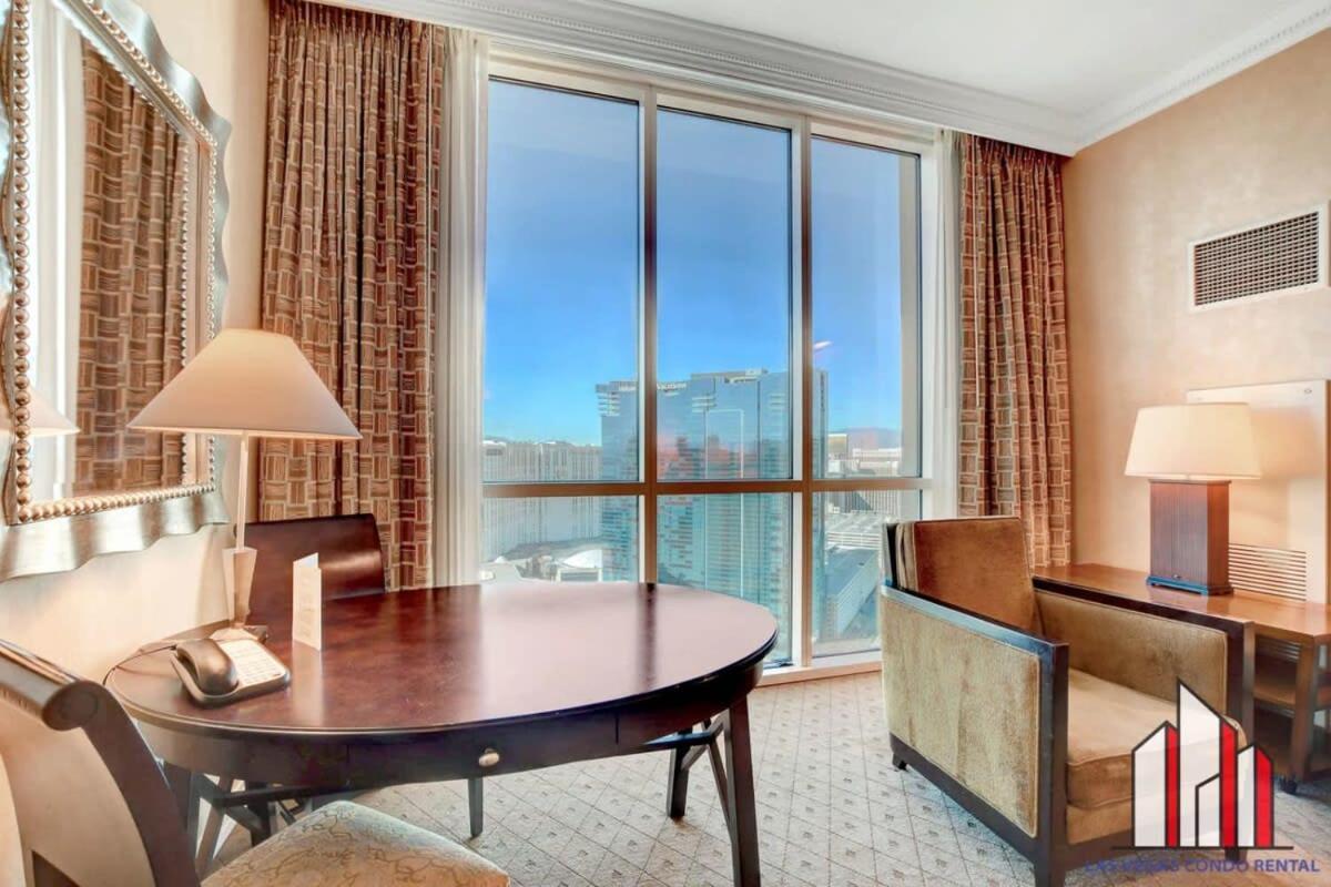 Mgm Signature-36-603 Strip View Jacuzzi Сasa de vacaciones *