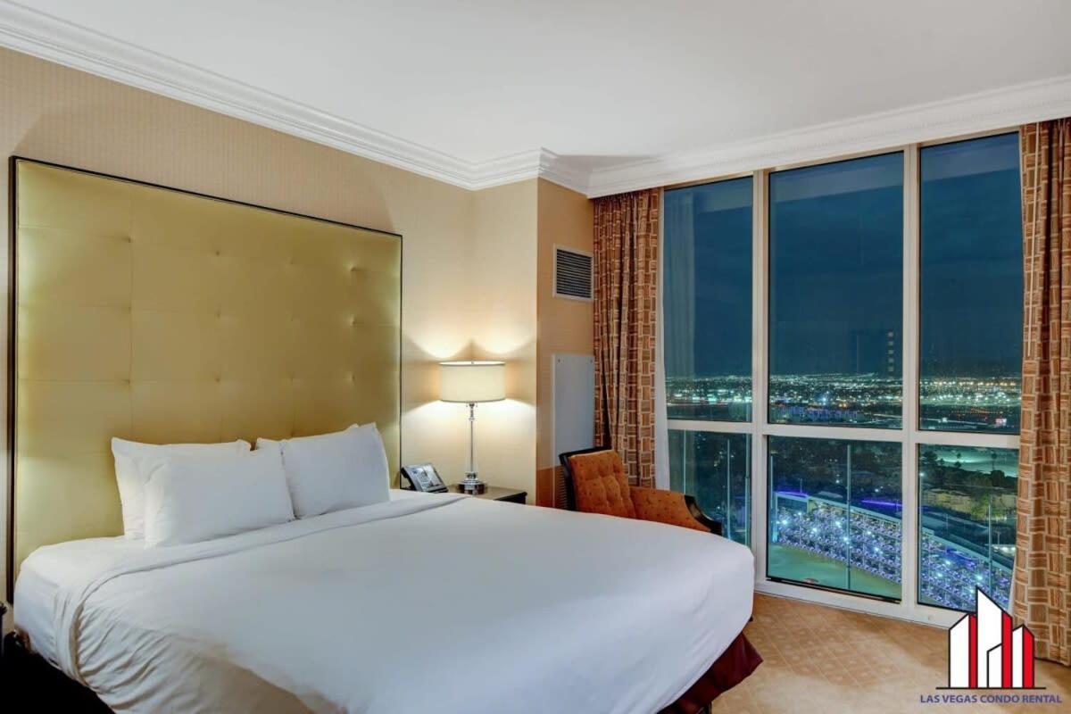 Mgm Signature-19-802 1br 2ba F1 Pits View Balcony *