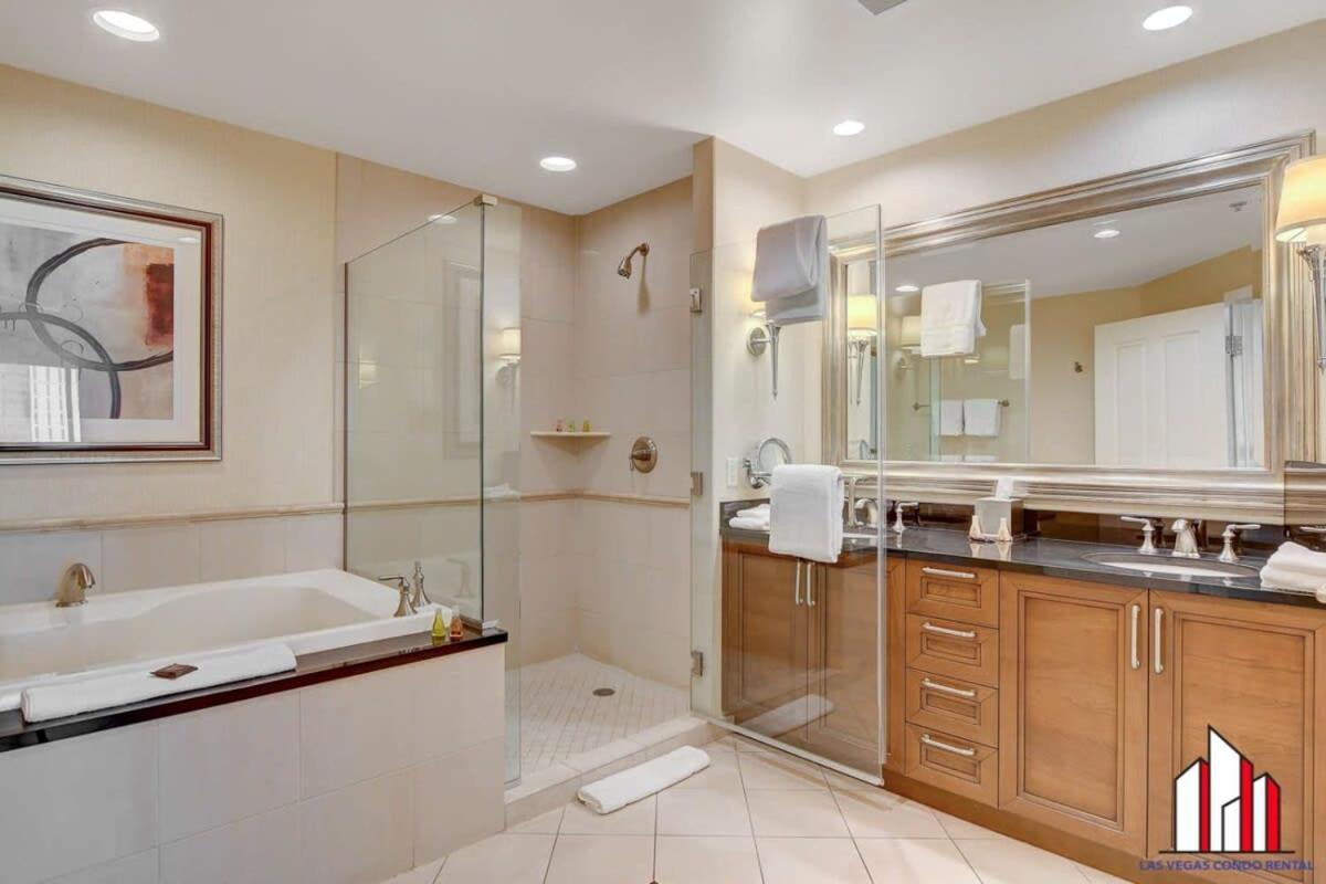 Сasa de vacaciones Mgm Signature-15-709 Strip View Jacuzzi *