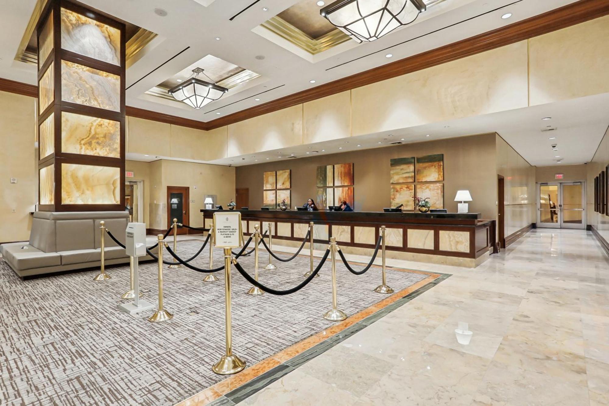 Apartahotel Mgm Signature Deluxe Balcony Strip View