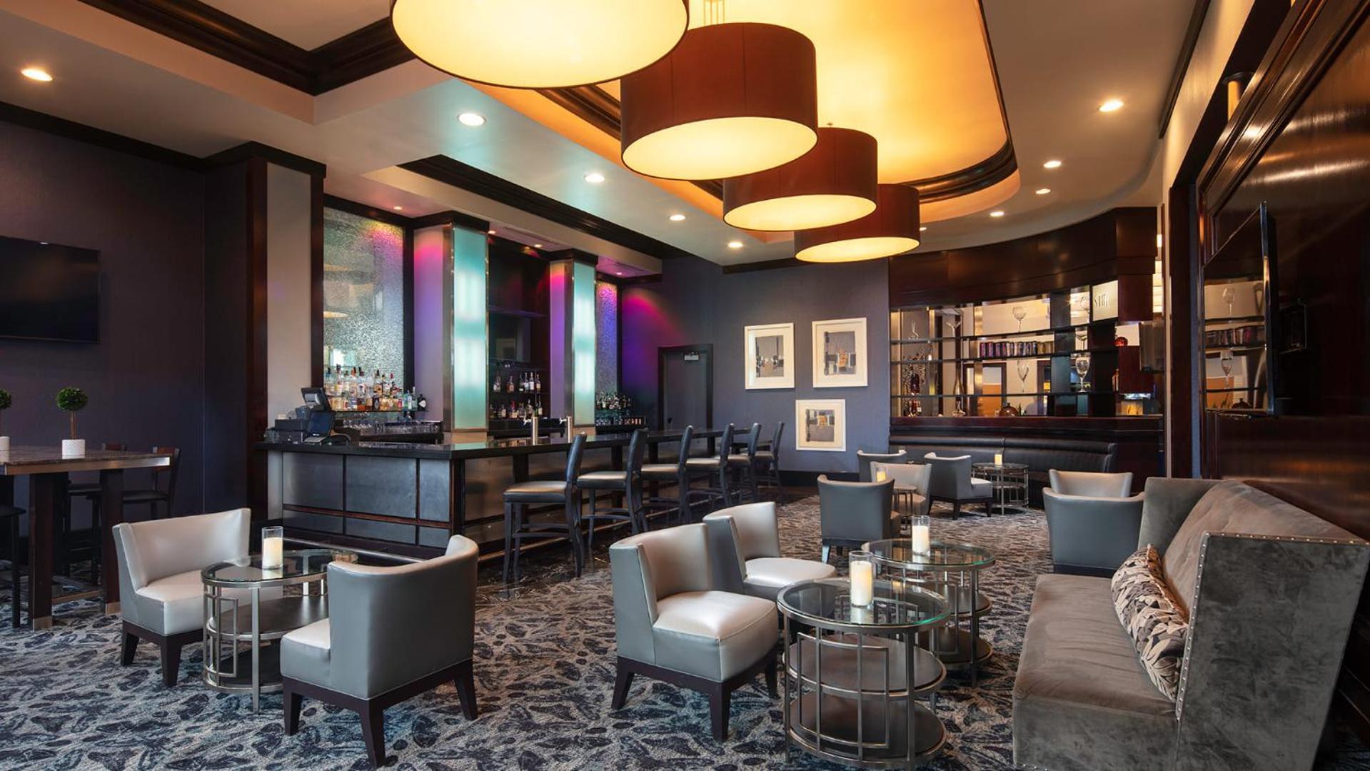Apartahotel Ultimate Vegas Getaway One Bedroom With Balcony, Kitchen, Gym, Pool & Free Parking *