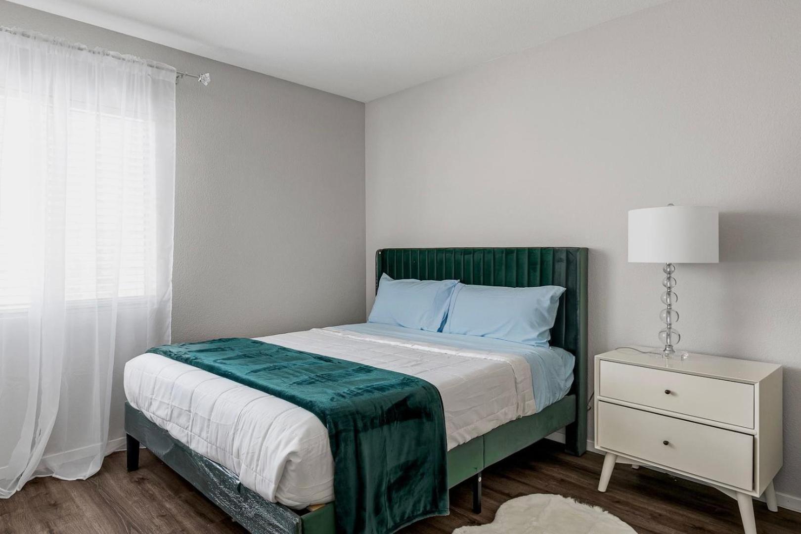 Modern In Vegas Near Strip With Pool And Jacuzzi Сasa de vacaciones Las Vegas