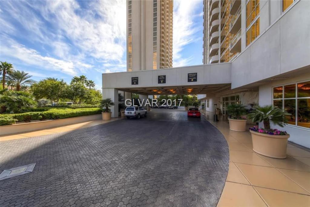 Mgm Signature Ph 30th Floor Deluxe Strip Facing With Balcony * Las Vegas