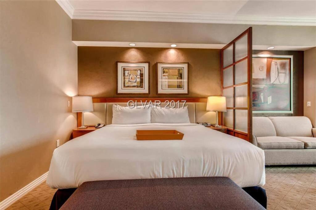 Apartahotel Mgm Signature Ph 30th Floor Deluxe Strip Facing With Balcony *
