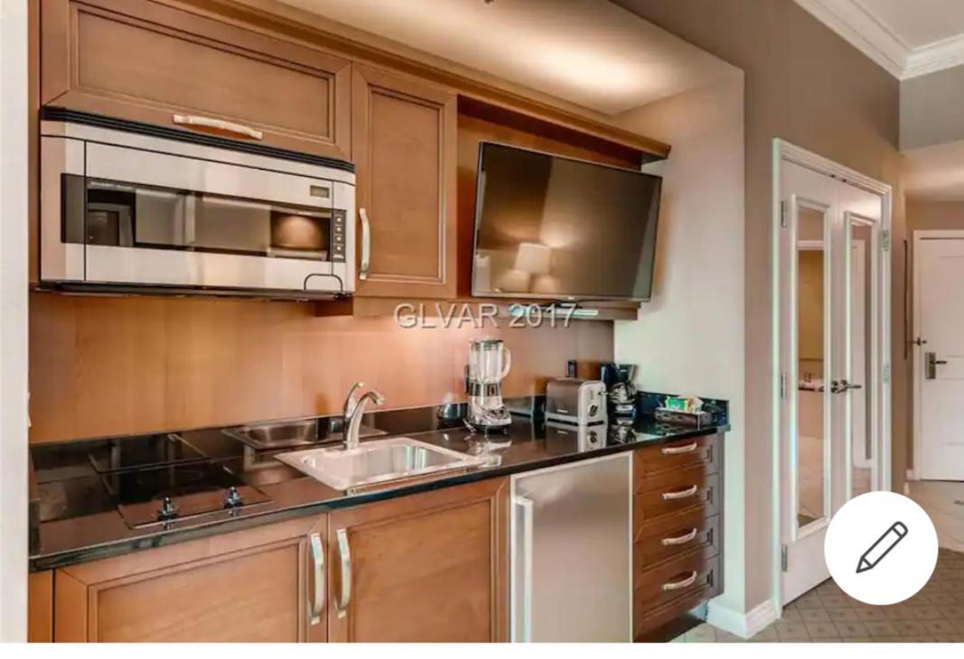 Mgm Signature Ph 30th Floor Deluxe Strip Facing With Balcony Las Vegas