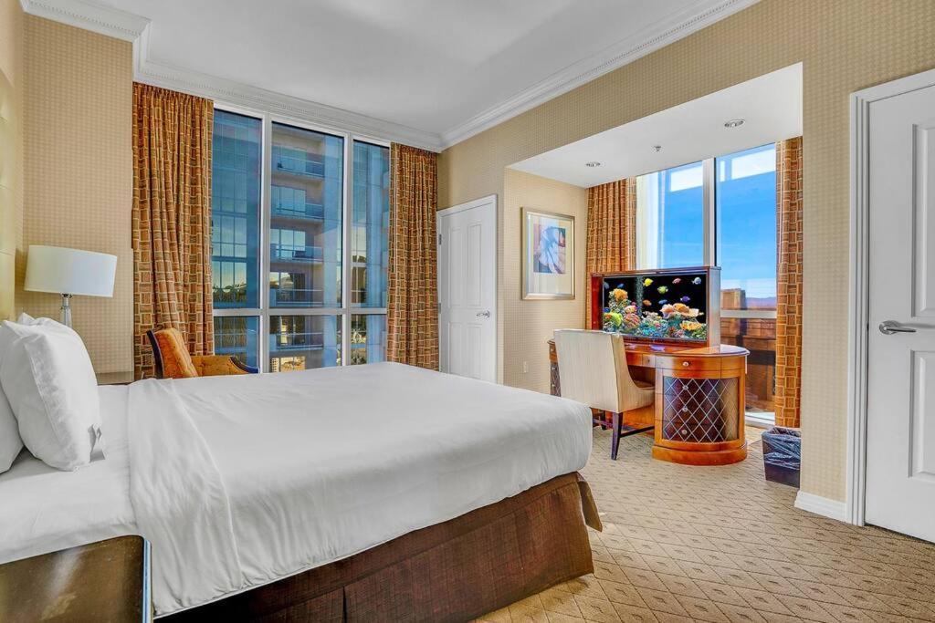 Experience Unparalleled Luxury At The Sinatra Apartahotel Las Vegas