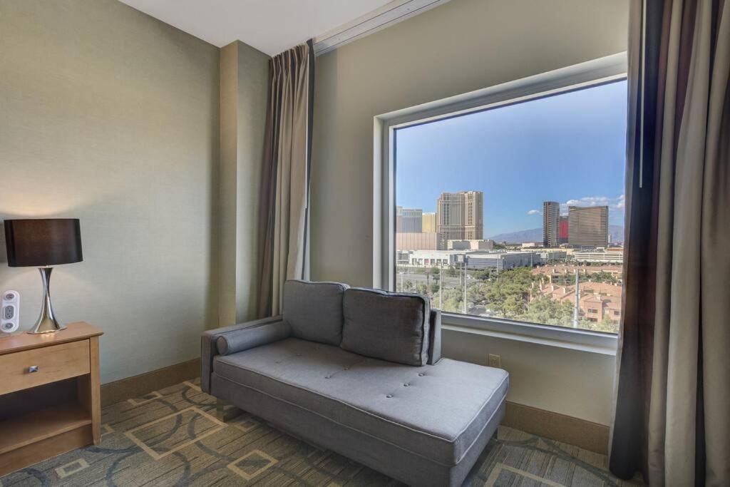 Apartahotel Ultimate Vegas Getaway One Bedroom With Balcony, Kitchen, Gym, Pool & Free Parking Las Vegas