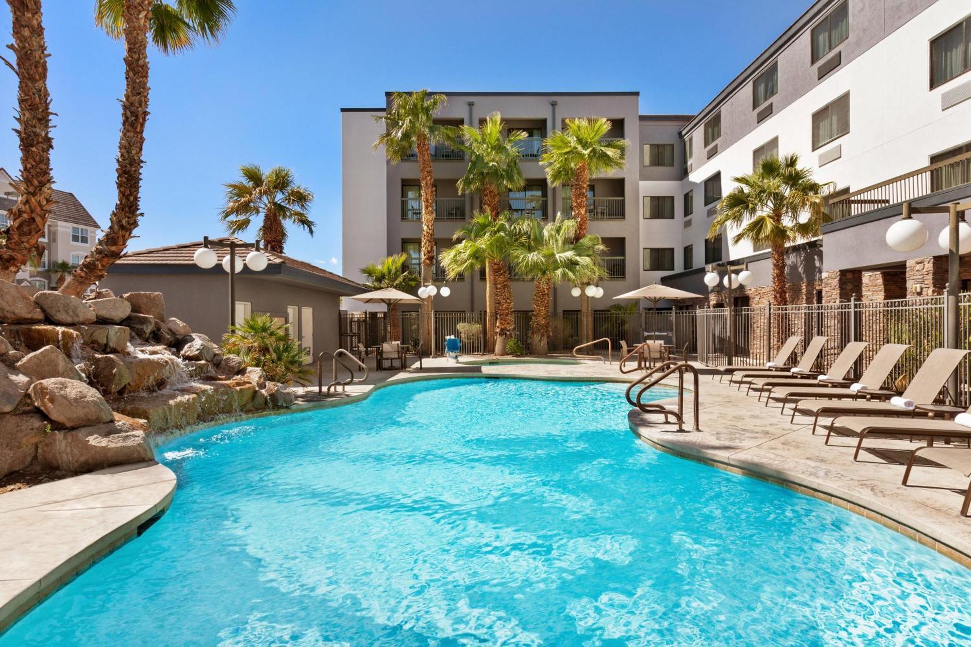 Courtyard By Marriott Vegas Stadium Area Hotel