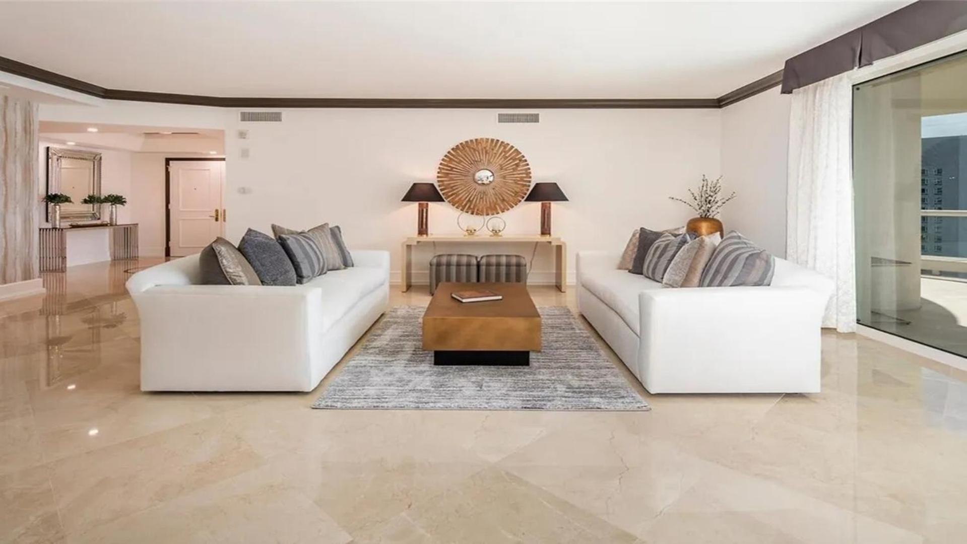 Stunning Four Bedroom Fully Professionally Remodeled Apartamento Las Vegas
