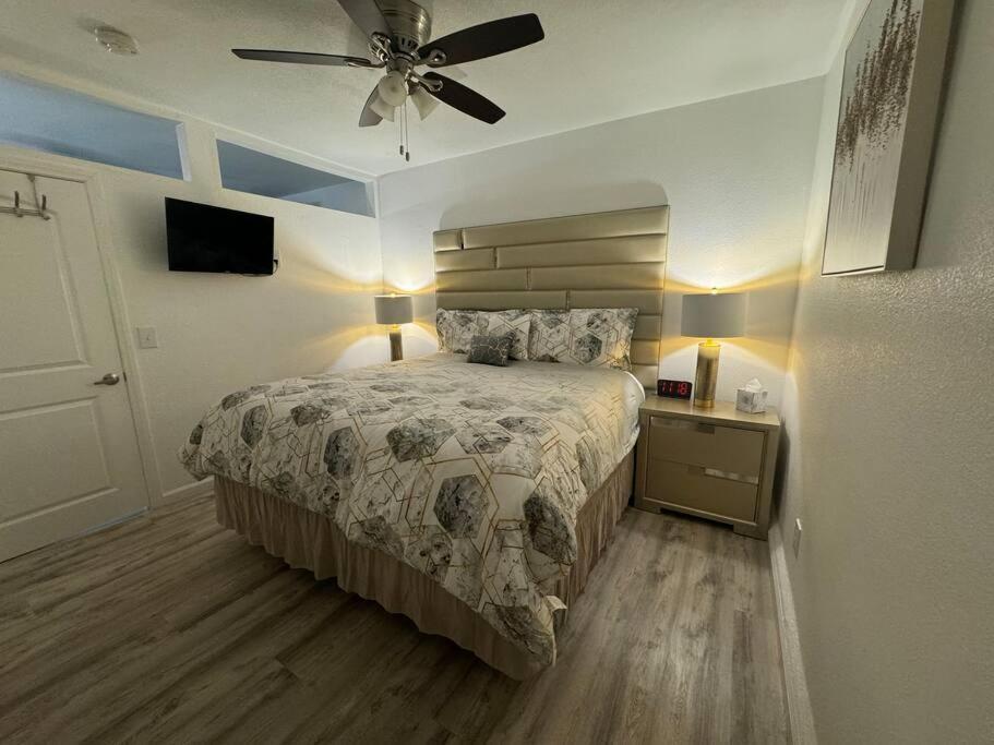 Stylish Near The Strip !!! *