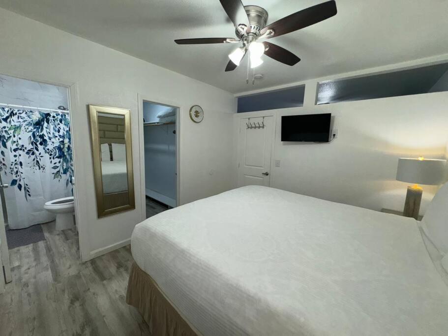 Stylish Near The Strip !!! Apartment