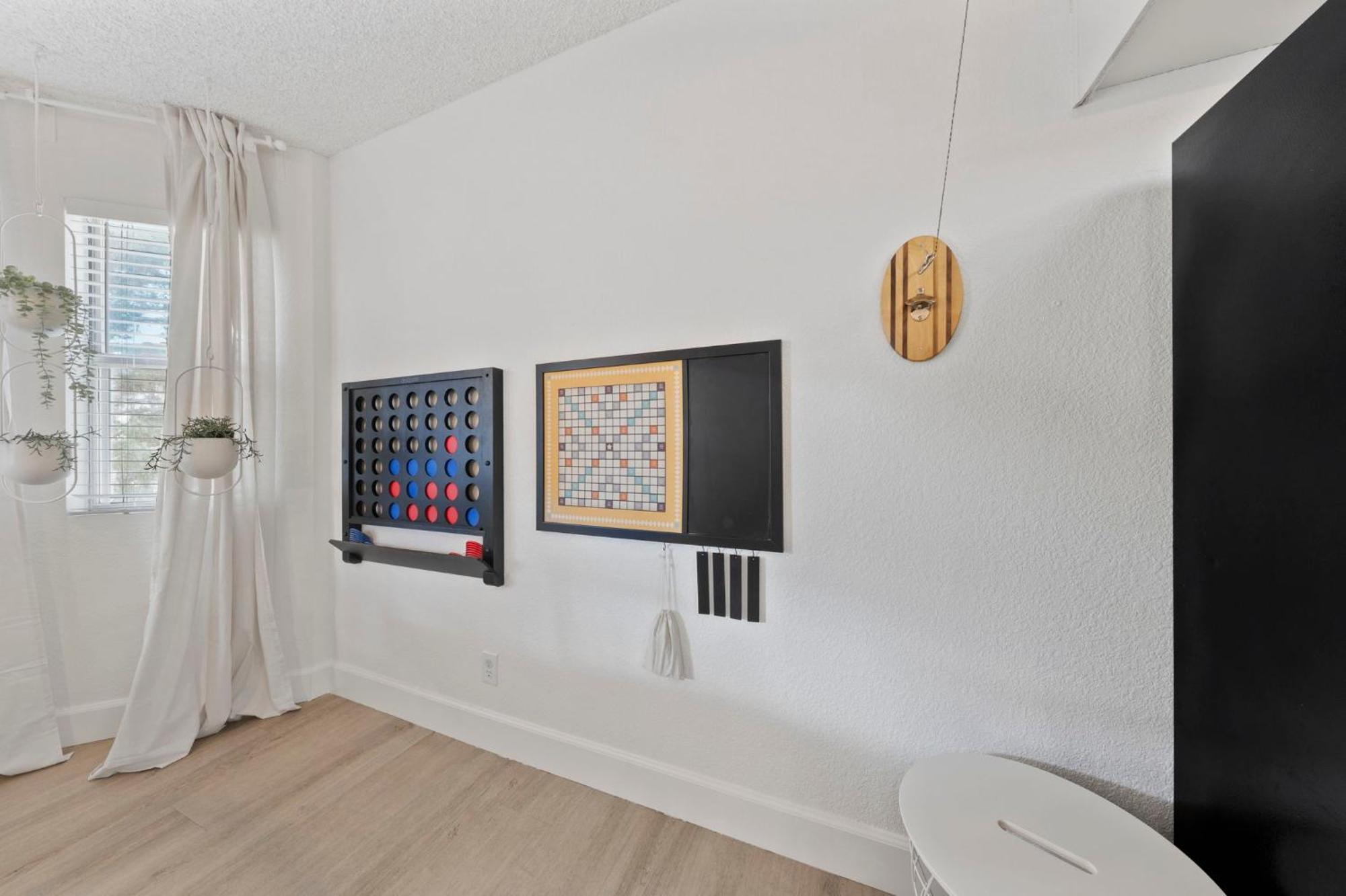 Hiddenjewel Near Summerlin Apartment