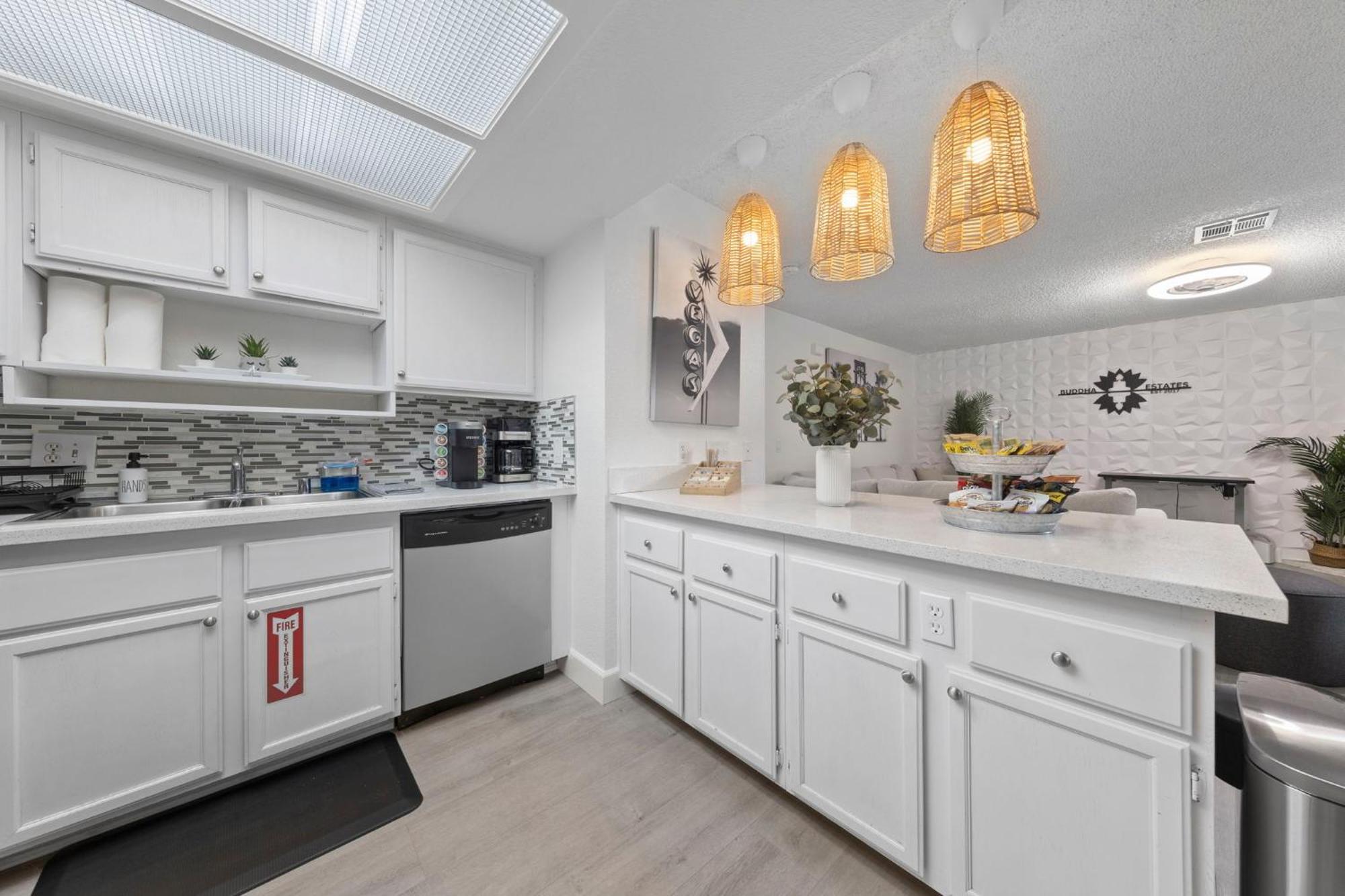 Hiddenjewel Near Summerlin *
