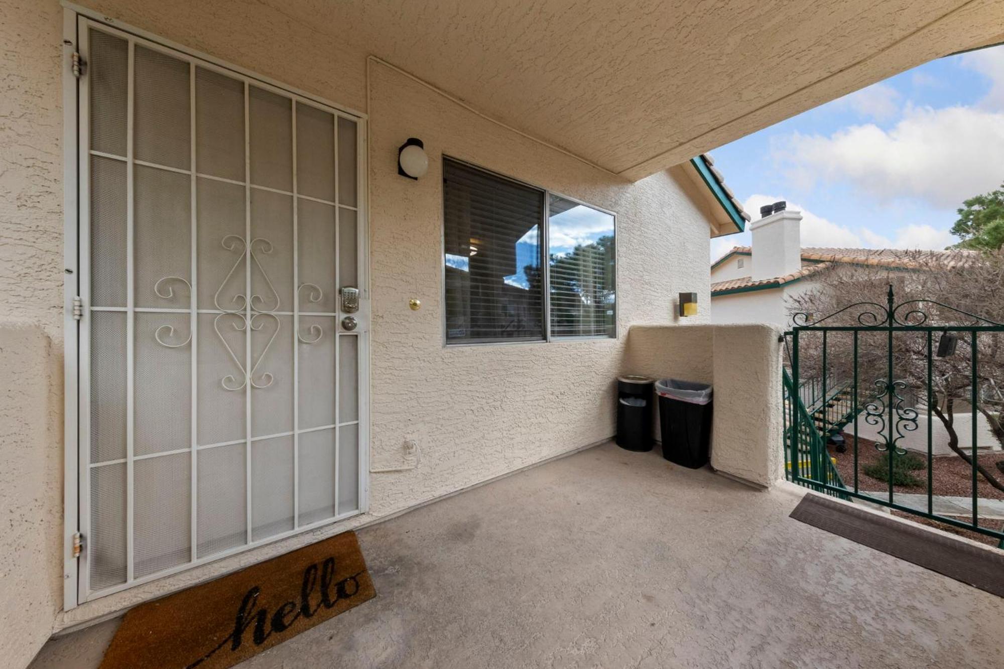 Hiddenjewel Near Summerlin Apartment