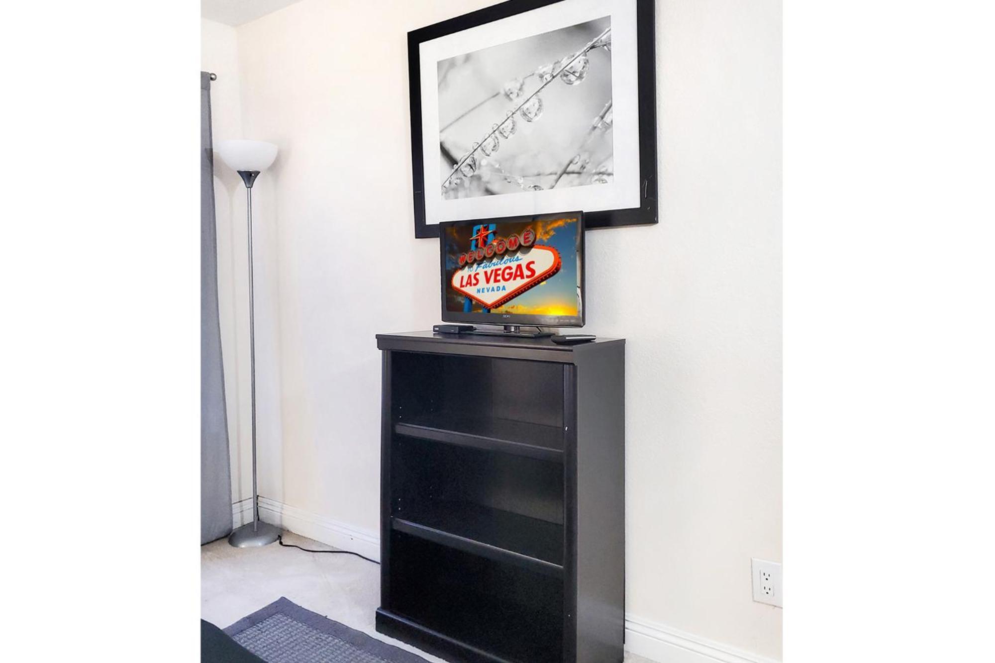 Upgraded & Stylish, Pool, Hot Tub, Walk To Strip! * Las Vegas
