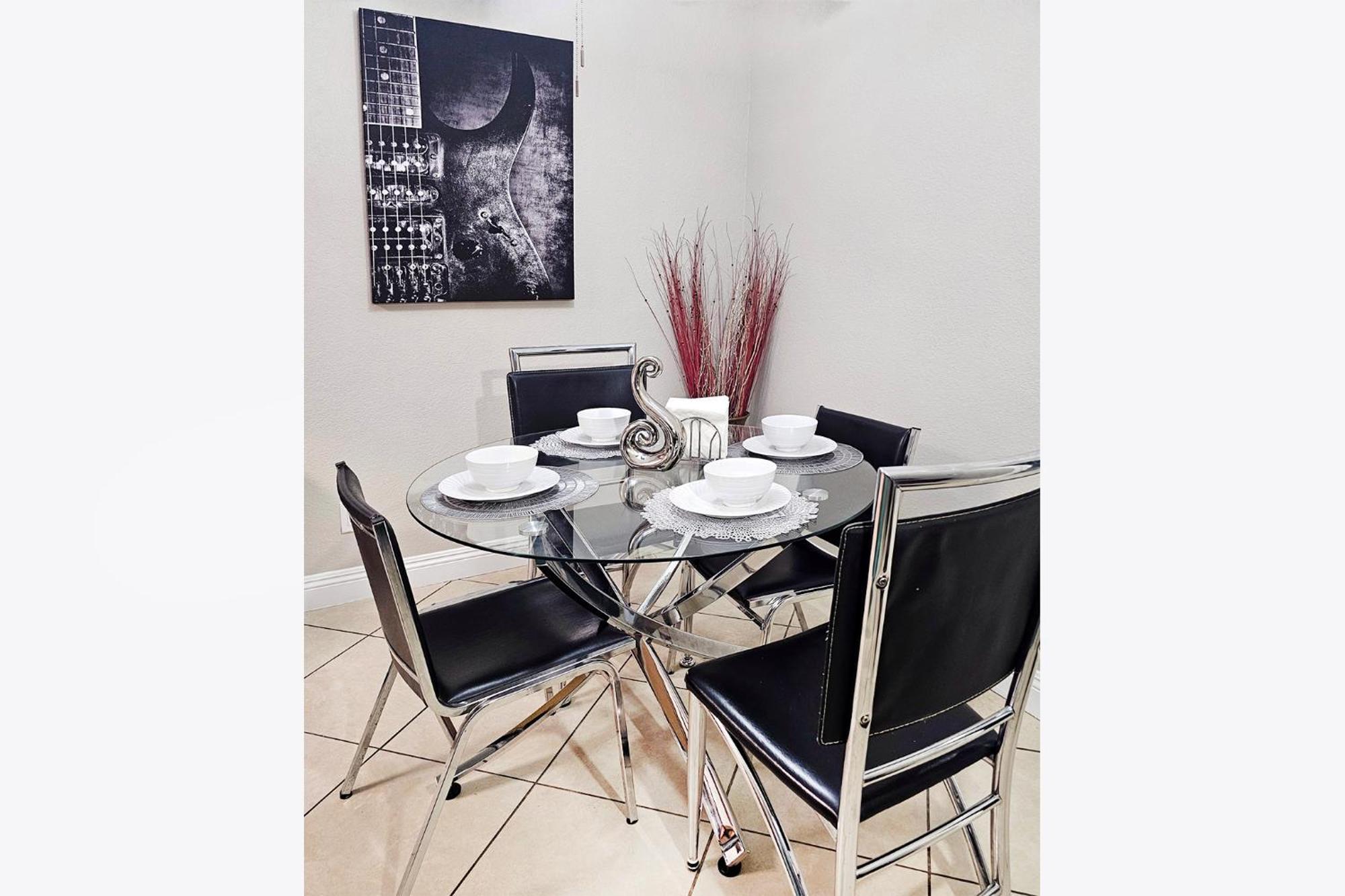 Apartamento Upgraded & Stylish, Pool, Hot Tub, Walk To Strip! *