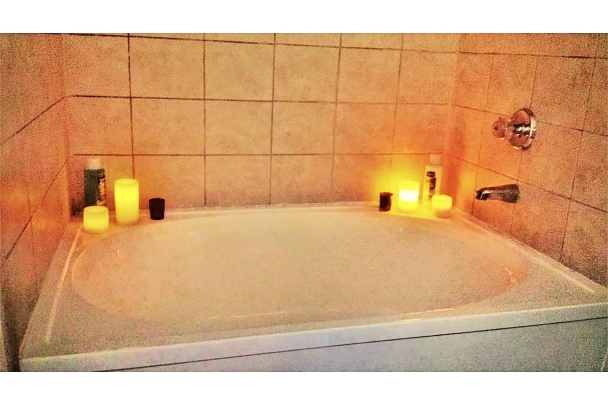 Apartamento Upgraded & Stylish, Pool, Hot Tub, Walk To Strip!