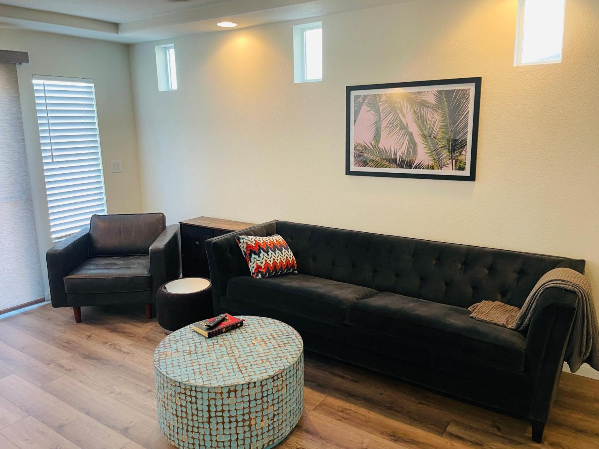 Fun 3-story House In Vegas - 9mins To Strip And Airport! Las Vegas