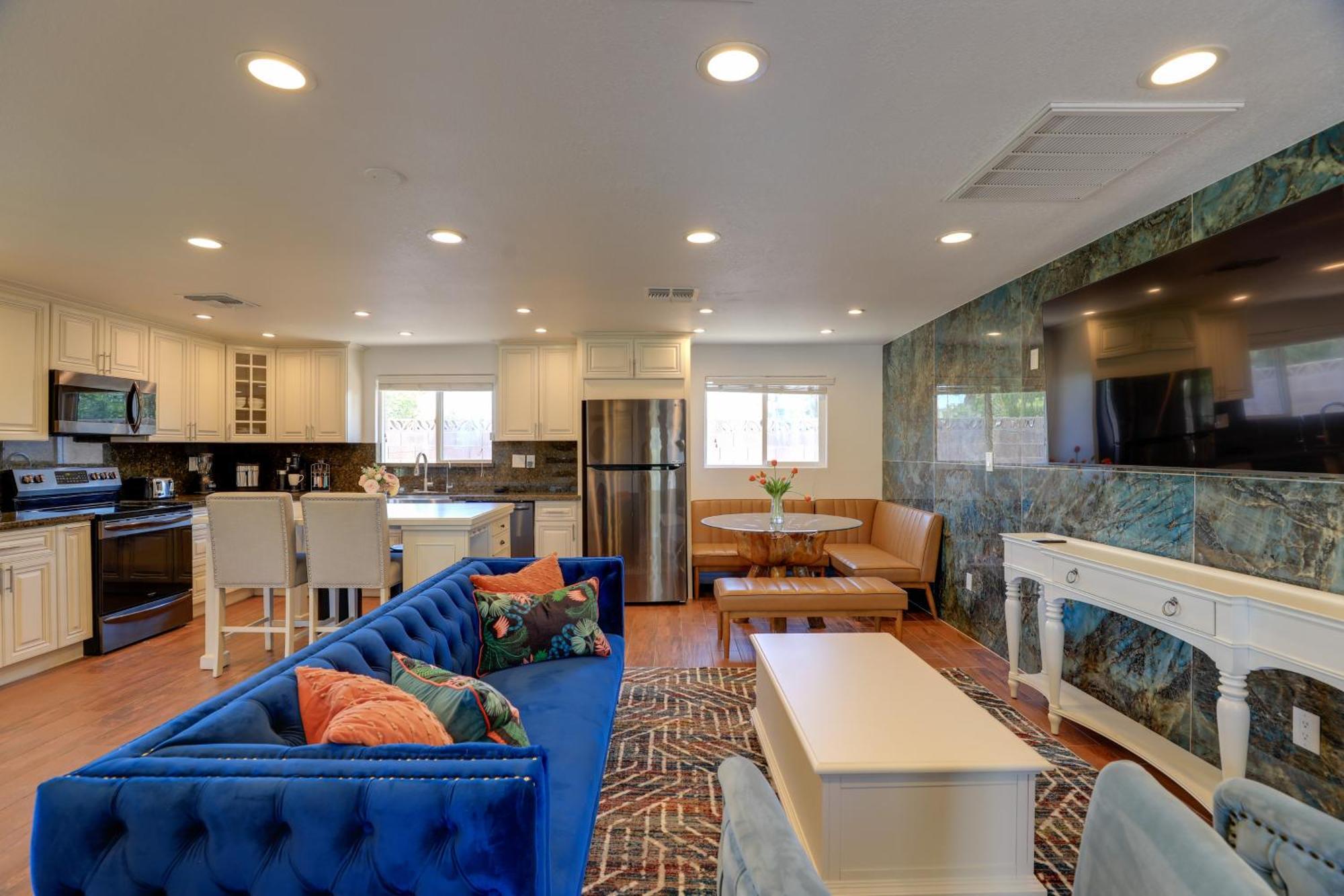 Luxe Vegas Casita With Patio About 6 Mi To Strip! * Las Vegas