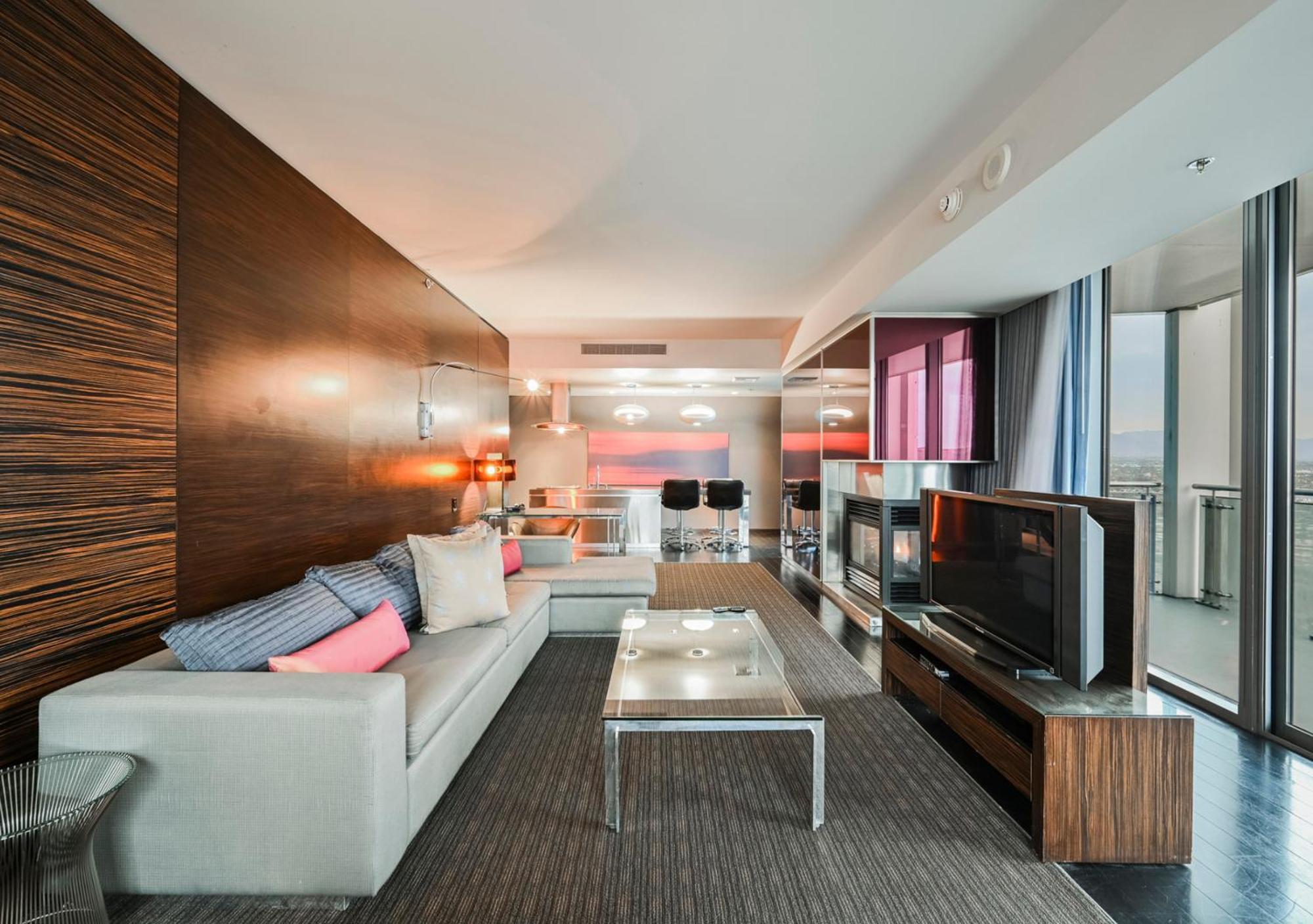 Stripviewsuites Two-bedroom Con-joined Exclusive