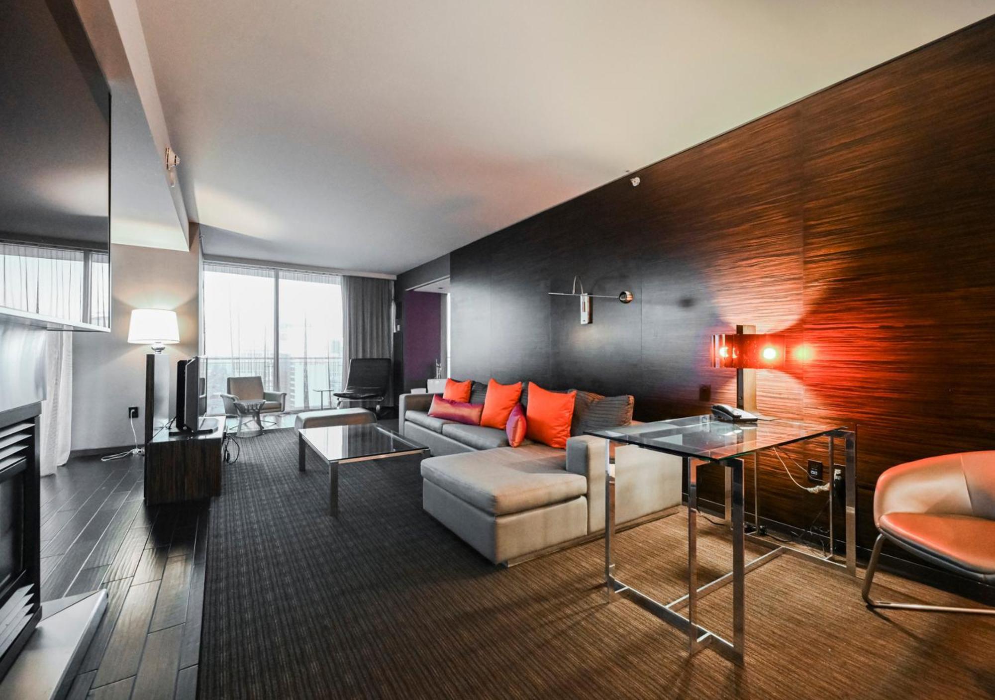 Apartahotel Stripviewsuites Two-bedroom Con-joined Exclusive