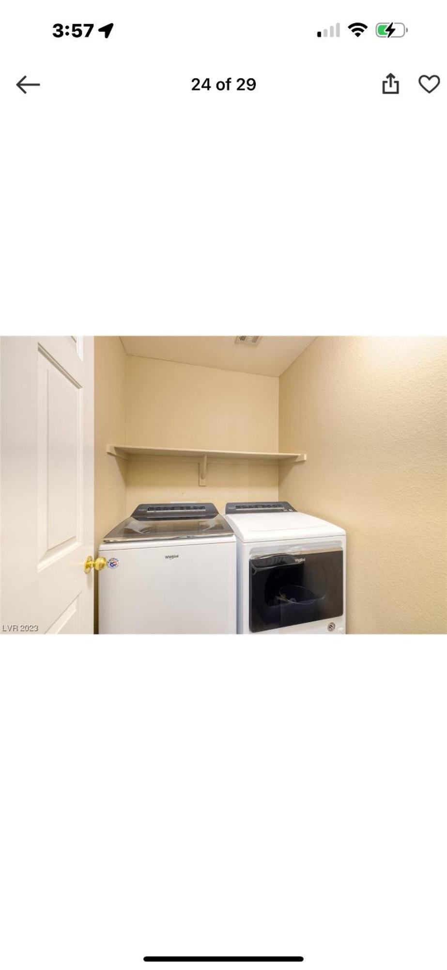 Сasa de vacaciones Pet-friendly, Vibrant Oasis - Colorful Retreat Near Summerlin Las Vegas