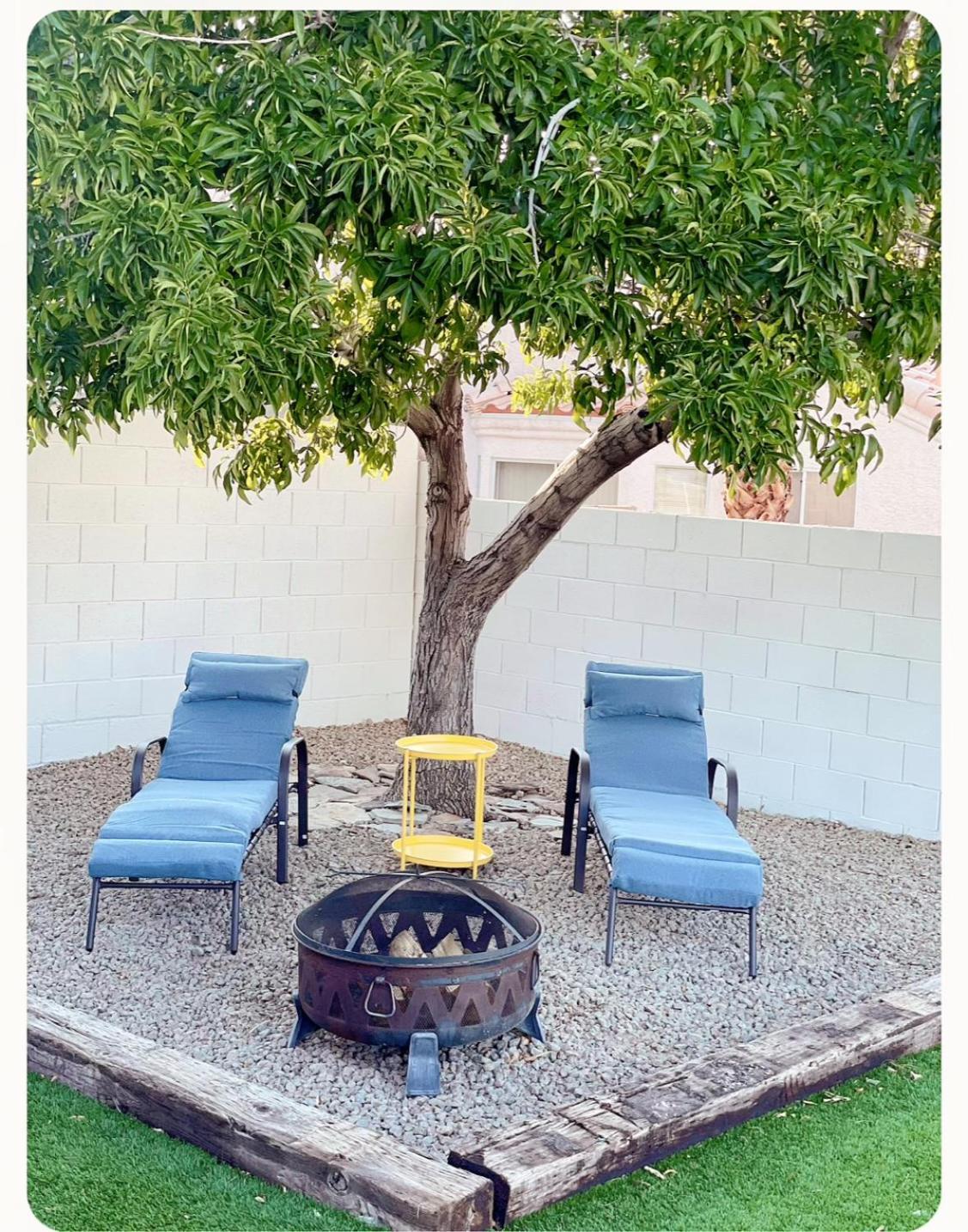 Pet-friendly, Vibrant Oasis - Colorful Retreat Near Summerlin Las Vegas